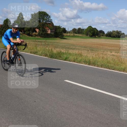 25.08.2024 - Elbe Triathlon Hamburg Fuchs,  Jonas http://msf.ph/oto/6864224 25.08.2024 10:49:00 Radfahren 717, 568, 729, 706, 651 meine-sportfotos.de