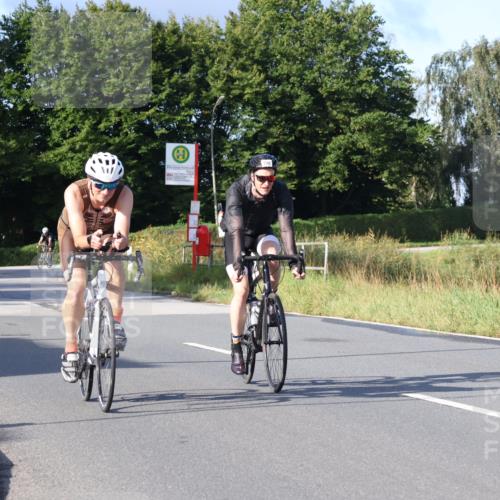 25.08.2024 - Elbe Triathlon Hamburg Fuchs,  Jonas http://msf.ph/oto/6864262 25.08.2024 09:21:56 Radfahren 84, 296, 93, 308 meine-sportfotos.de