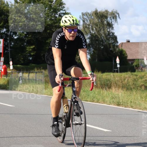 25.08.2024 - Elbe Triathlon Hamburg Fuchs,  Jonas http://msf.ph/oto/6864263 25.08.2024 10:49:20 Radfahren 707, 670, 713 meine-sportfotos.de