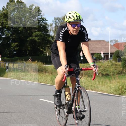 25.08.2024 - Elbe Triathlon Hamburg Fuchs,  Jonas http://msf.ph/oto/6864266 25.08.2024 10:49:20 Radfahren 707, 670, 713 meine-sportfotos.de