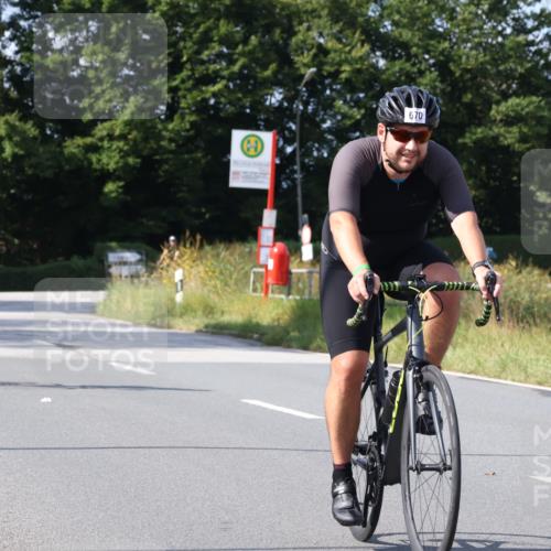 25.08.2024 - Elbe Triathlon Hamburg Fuchs,  Jonas http://msf.ph/oto/6864276 25.08.2024 10:49:22 Radfahren 707, 670, 713 meine-sportfotos.de
