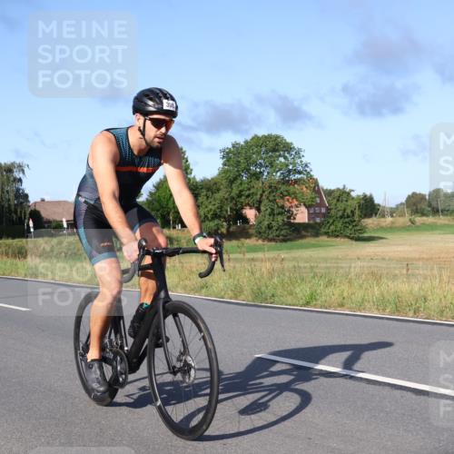 25.08.2024 - Elbe Triathlon Hamburg Fuchs,  Jonas http://msf.ph/oto/6864305 25.08.2024 09:21:59 Radfahren 84, 296, 93, 308, 213 meine-sportfotos.de