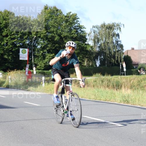 25.08.2024 - Elbe Triathlon Hamburg Fuchs,  Jonas http://msf.ph/oto/6864330 25.08.2024 09:22:04 Radfahren 308, 213, 275 meine-sportfotos.de