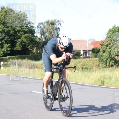 25.08.2024 - Elbe Triathlon Hamburg Fuchs,  Jonas http://msf.ph/oto/6864358 25.08.2024 09:22:09 Radfahren 213, 275, 184 meine-sportfotos.de