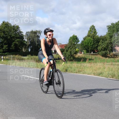 25.08.2024 - Elbe Triathlon Hamburg Fuchs,  Jonas http://msf.ph/oto/6864376 25.08.2024 10:06:18 Radfahren 369, 472, 509, 445, 426 meine-sportfotos.de