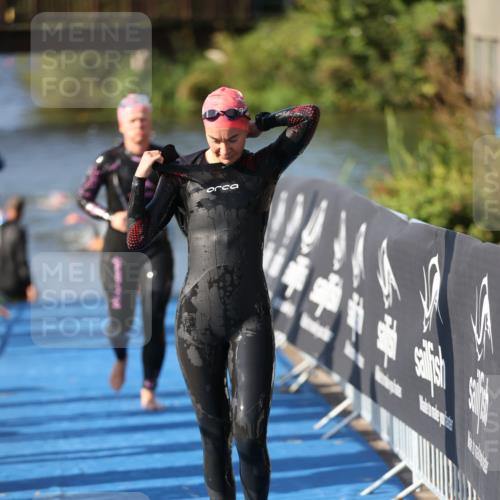 25.08.2024 - Elbe Triathlon Hamburg H.Heesch http://msf.ph/oto/6864378 25.08.2024 09:35:56 Schwimmen 461, 487, 521, 532, 540 meine-sportfotos.de