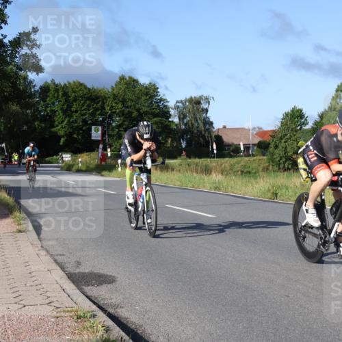 25.08.2024 - Elbe Triathlon Hamburg Fuchs,  Jonas http://msf.ph/oto/6864380 25.08.2024 09:22:16 Radfahren 184, 37, 169, 179 meine-sportfotos.de
