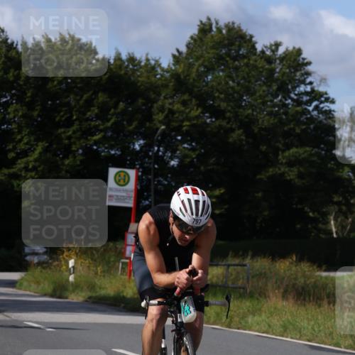 25.08.2024 - Elbe Triathlon Hamburg Fuchs,  Jonas http://msf.ph/oto/6864386 25.08.2024 10:50:04 Radfahren 1849, 1495, 797, 1592, 626 meine-sportfotos.de