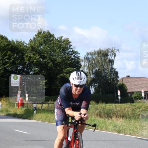 25.08.2024 - Elbe Triathlon Hamburg Fuchs,  Jonas http://msf.ph/oto/6864411 25.08.2024 10:50:06 Radfahren 1495, 797, 1592, 626 meine-sportfotos.de