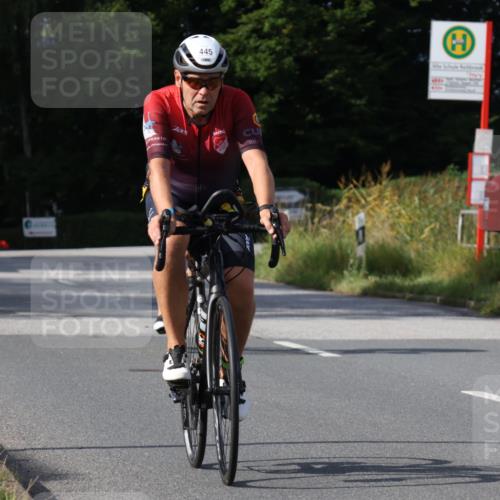 25.08.2024 - Elbe Triathlon Hamburg Fuchs,  Jonas http://msf.ph/oto/6864423 25.08.2024 10:06:23 Radfahren 472, 509, 445, 426, 175 meine-sportfotos.de