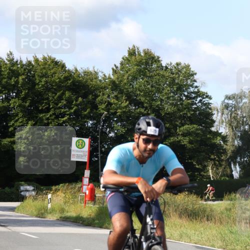 25.08.2024 - Elbe Triathlon Hamburg Fuchs,  Jonas http://msf.ph/oto/6864425 25.08.2024 10:50:10 Radfahren 1592, 626 meine-sportfotos.de