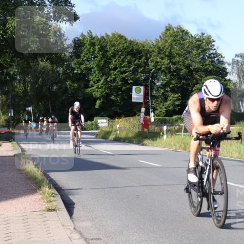 25.08.2024 - Elbe Triathlon Hamburg Fuchs,  Jonas http://msf.ph/oto/6864435 25.08.2024 09:22:21 Radfahren 184, 37, 169, 179, 62, 440, 410, 128, 75 meine-sportfotos.de