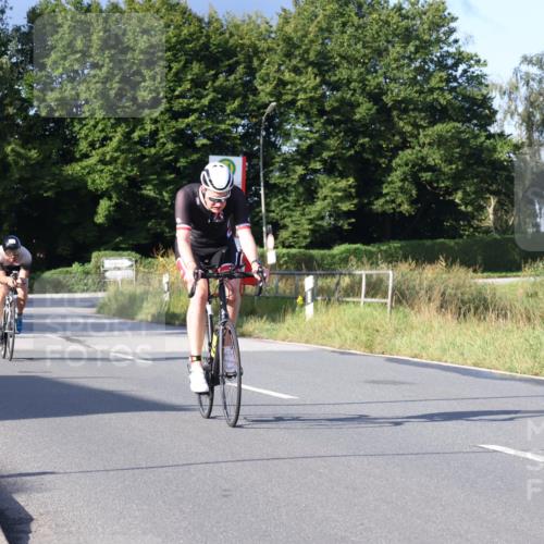25.08.2024 - Elbe Triathlon Hamburg Fuchs,  Jonas http://msf.ph/oto/6864439 25.08.2024 09:22:22 Radfahren 37, 169, 179, 62, 440, 410, 128, 75 meine-sportfotos.de