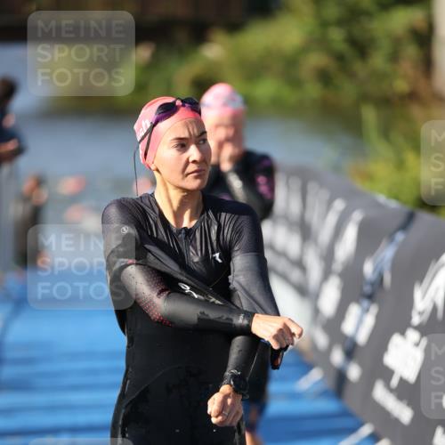 25.08.2024 - Elbe Triathlon Hamburg H.Heesch http://msf.ph/oto/6864440 25.08.2024 09:35:58 Schwimmen 461, 487, 521, 532, 540 meine-sportfotos.de