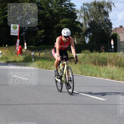 25.08.2024 - Elbe Triathlon Hamburg Fuchs,  Jonas http://msf.ph/oto/6864457 25.08.2024 10:50:21 Radfahren 1473, 748 meine-sportfotos.de