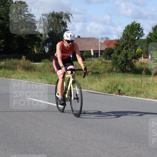 25.08.2024 - Elbe Triathlon Hamburg Fuchs,  Jonas http://msf.ph/oto/6864463 25.08.2024 10:50:21 Radfahren 1473, 748 meine-sportfotos.de