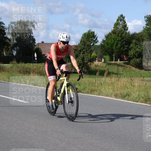 25.08.2024 - Elbe Triathlon Hamburg Fuchs,  Jonas http://msf.ph/oto/6864470 25.08.2024 10:50:21 Radfahren 1473, 748 meine-sportfotos.de