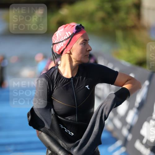 25.08.2024 - Elbe Triathlon Hamburg H.Heesch http://msf.ph/oto/6864492 25.08.2024 09:35:59 Schwimmen 461, 487, 521, 532, 540 meine-sportfotos.de