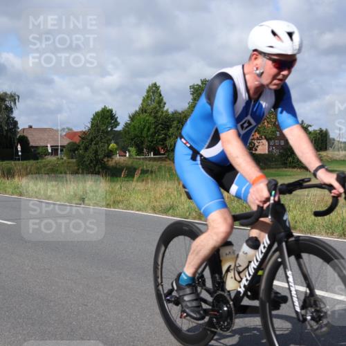 25.08.2024 - Elbe Triathlon Hamburg Fuchs,  Jonas http://msf.ph/oto/6864529 25.08.2024 10:06:27 Radfahren 445, 426, 175 meine-sportfotos.de