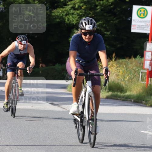 25.08.2024 - Elbe Triathlon Hamburg Fuchs,  Jonas http://msf.ph/oto/6864532 25.08.2024 10:06:38 Radfahren 523, 367, 529, 347, 256 meine-sportfotos.de