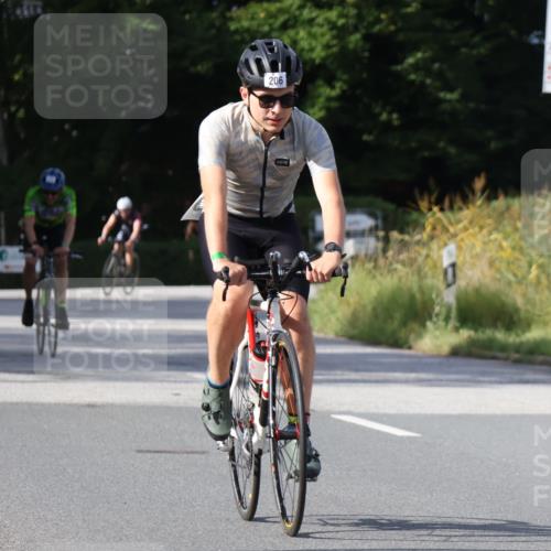 25.08.2024 - Elbe Triathlon Hamburg Fuchs,  Jonas http://msf.ph/oto/6864640 25.08.2024 10:06:47 Radfahren 256, 206, 319, 141 meine-sportfotos.de