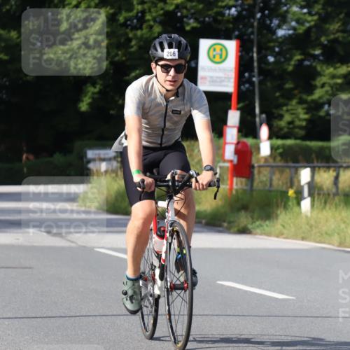25.08.2024 - Elbe Triathlon Hamburg Fuchs,  Jonas http://msf.ph/oto/6864653 25.08.2024 10:06:47 Radfahren 256, 206, 319, 141 meine-sportfotos.de