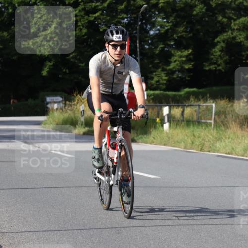 25.08.2024 - Elbe Triathlon Hamburg Fuchs,  Jonas http://msf.ph/oto/6864656 25.08.2024 10:06:47 Radfahren 256, 206, 319, 141 meine-sportfotos.de