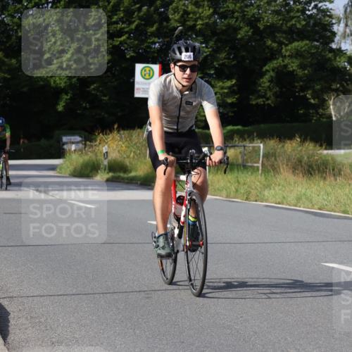 25.08.2024 - Elbe Triathlon Hamburg Fuchs,  Jonas http://msf.ph/oto/6864662 25.08.2024 10:06:48 Radfahren 256, 206, 319, 141, 451, 395 meine-sportfotos.de