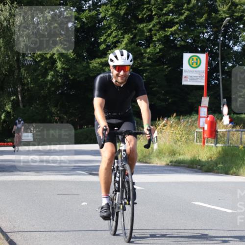 25.08.2024 - Elbe Triathlon Hamburg Fuchs,  Jonas http://msf.ph/oto/6864676 25.08.2024 10:50:57 Radfahren 731, 703 meine-sportfotos.de