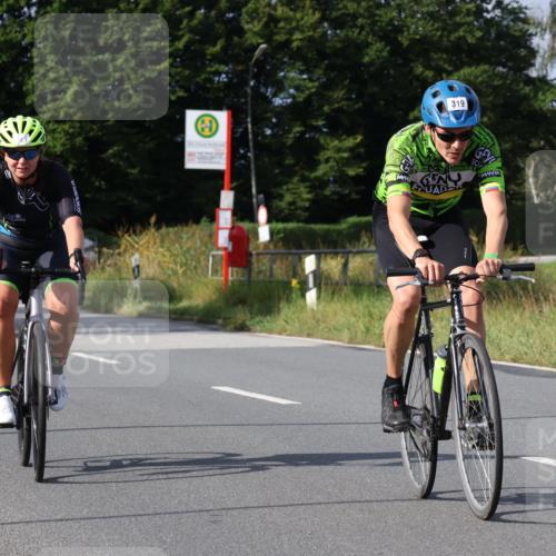25.08.2024 - Elbe Triathlon Hamburg Fuchs,  Jonas http://msf.ph/oto/6864701 25.08.2024 10:06:51 Radfahren 206, 319, 141, 451, 395 meine-sportfotos.de
