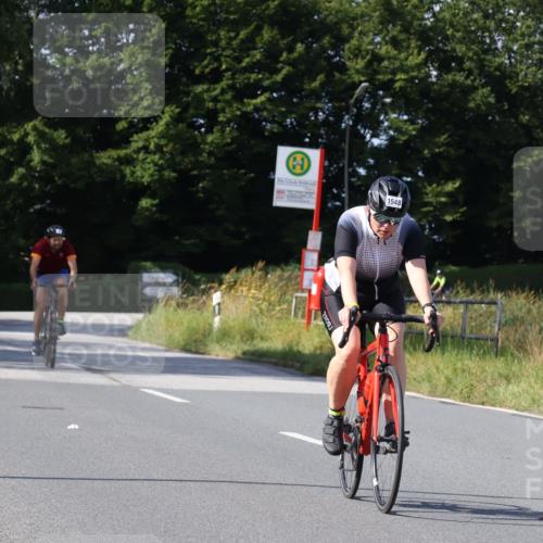 25.08.2024 - Elbe Triathlon Hamburg Fuchs,  Jonas http://msf.ph/oto/6864703 25.08.2024 10:51:04 Radfahren 1548, 737, 1502, 552 meine-sportfotos.de