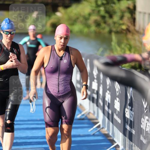 25.08.2024 - Elbe Triathlon Hamburg H.Heesch http://msf.ph/oto/6864712 25.08.2024 09:36:25 Schwimmen 478, 487, 501, 523, 533, 540 meine-sportfotos.de