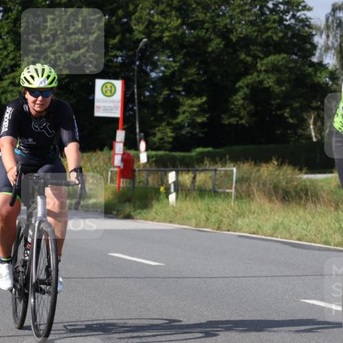 25.08.2024 - Elbe Triathlon Hamburg Fuchs,  Jonas http://msf.ph/oto/6864713 25.08.2024 10:06:51 Radfahren 206, 319, 141, 451, 395 meine-sportfotos.de