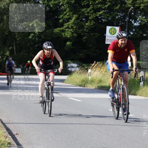 25.08.2024 - Elbe Triathlon Hamburg Fuchs,  Jonas http://msf.ph/oto/6864720 25.08.2024 10:51:06 Radfahren 1548, 737, 1502, 552, 1555 meine-sportfotos.de