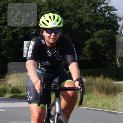 25.08.2024 - Elbe Triathlon Hamburg Fuchs,  Jonas http://msf.ph/oto/6864722 25.08.2024 10:06:51 Radfahren 206, 319, 141, 451, 395 meine-sportfotos.de