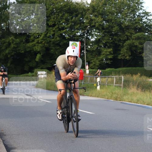 25.08.2024 - Elbe Triathlon Hamburg Fuchs,  Jonas http://msf.ph/oto/6864729 25.08.2024 09:23:11 Radfahren 105, 340, 120 meine-sportfotos.de