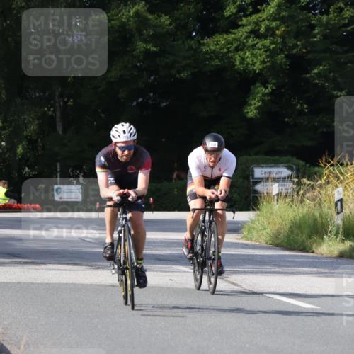 25.08.2024 - Elbe Triathlon Hamburg Fuchs,  Jonas http://msf.ph/oto/6864730 25.08.2024 10:06:53 Radfahren 206, 319, 141, 451, 395 meine-sportfotos.de
