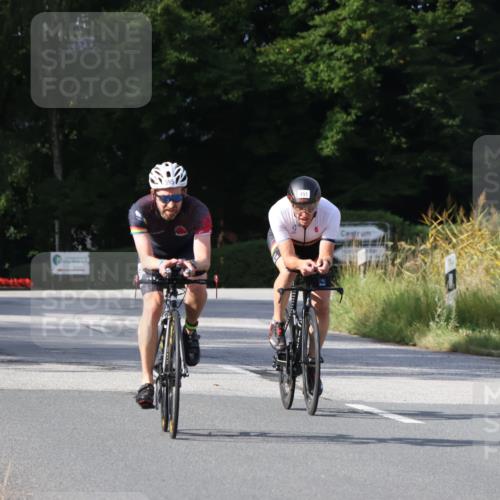 25.08.2024 - Elbe Triathlon Hamburg Fuchs,  Jonas http://msf.ph/oto/6864735 25.08.2024 10:06:53 Radfahren 206, 319, 141, 451, 395 meine-sportfotos.de