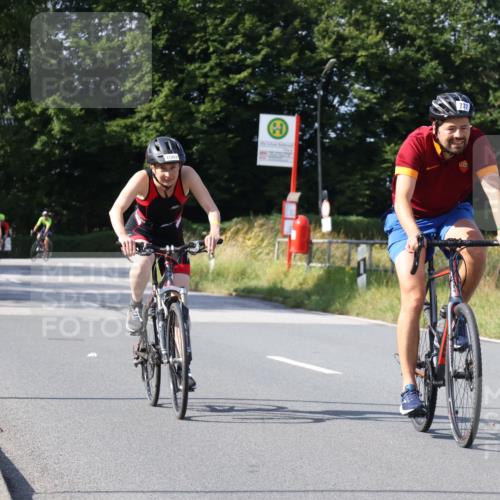 25.08.2024 - Elbe Triathlon Hamburg Fuchs,  Jonas http://msf.ph/oto/6864737 25.08.2024 10:51:07 Radfahren 1548, 737, 1502, 552, 1555 meine-sportfotos.de
