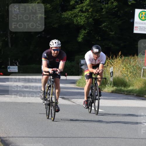 25.08.2024 - Elbe Triathlon Hamburg Fuchs,  Jonas http://msf.ph/oto/6864743 25.08.2024 10:06:53 Radfahren 206, 319, 141, 451, 395 meine-sportfotos.de