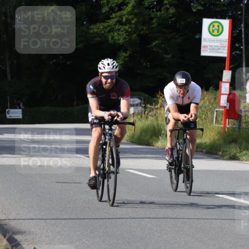 25.08.2024 - Elbe Triathlon Hamburg Fuchs,  Jonas http://msf.ph/oto/6864753 25.08.2024 10:06:54 Radfahren 319, 141, 451, 395 meine-sportfotos.de