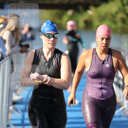 25.08.2024 - Elbe Triathlon Hamburg H.Heesch http://msf.ph/oto/6864756 25.08.2024 09:36:26 Schwimmen 478, 487, 501, 517, 523, 533, 540 meine-sportfotos.de