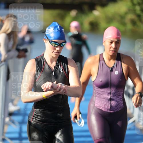 25.08.2024 - Elbe Triathlon Hamburg H.Heesch http://msf.ph/oto/6864764 25.08.2024 09:36:26 Schwimmen 478, 487, 501, 517, 523, 533, 540 meine-sportfotos.de