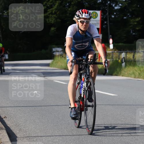 25.08.2024 - Elbe Triathlon Hamburg Fuchs,  Jonas http://msf.ph/oto/6864765 25.08.2024 10:51:10 Radfahren 1548, 737, 1502, 552, 1555, 733, 1565 meine-sportfotos.de