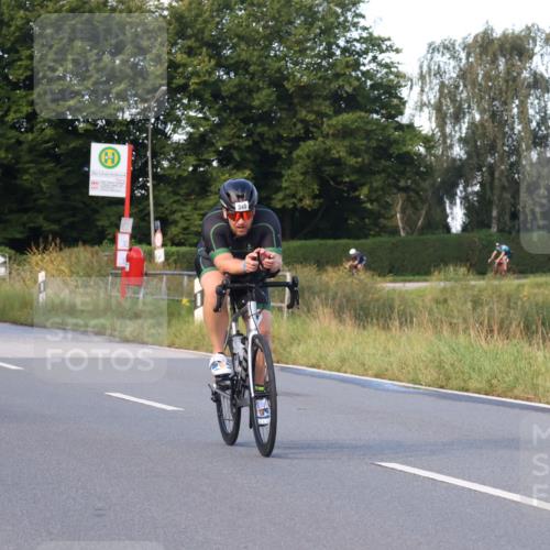 25.08.2024 - Elbe Triathlon Hamburg Fuchs,  Jonas http://msf.ph/oto/6864766 25.08.2024 09:23:13 Radfahren 105, 340, 120, 367 meine-sportfotos.de