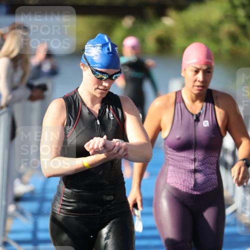 25.08.2024 - Elbe Triathlon Hamburg H.Heesch http://msf.ph/oto/6864768 25.08.2024 09:36:26 Schwimmen 478, 487, 501, 517, 523, 533, 540 meine-sportfotos.de