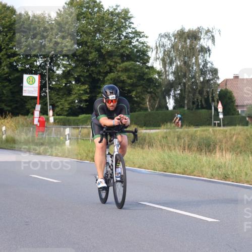 25.08.2024 - Elbe Triathlon Hamburg Fuchs,  Jonas http://msf.ph/oto/6864770 25.08.2024 09:23:13 Radfahren 105, 340, 120, 367 meine-sportfotos.de