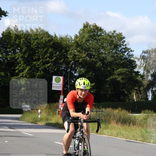 25.08.2024 - Elbe Triathlon Hamburg Fuchs,  Jonas http://msf.ph/oto/6864771 25.08.2024 10:51:13 Radfahren 1502, 552, 1555, 733, 1565 meine-sportfotos.de