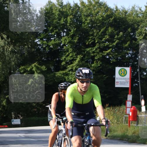 25.08.2024 - Elbe Triathlon Hamburg Fuchs,  Jonas http://msf.ph/oto/6864787 25.08.2024 10:51:15 Radfahren 552, 1555, 733, 1565 meine-sportfotos.de