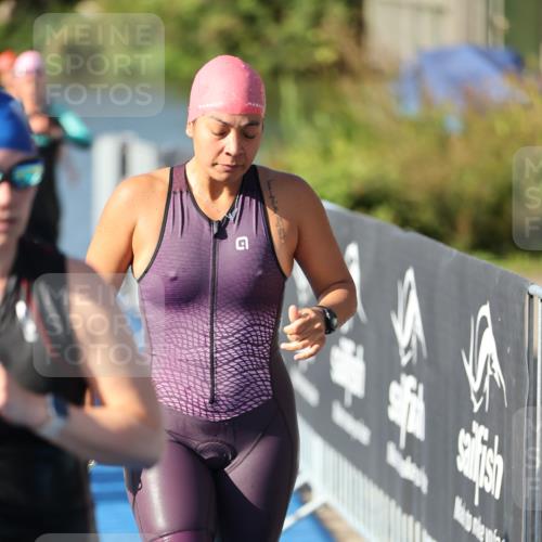 25.08.2024 - Elbe Triathlon Hamburg H.Heesch http://msf.ph/oto/6864790 25.08.2024 09:36:27 Schwimmen 478, 501, 517, 523, 533 meine-sportfotos.de
